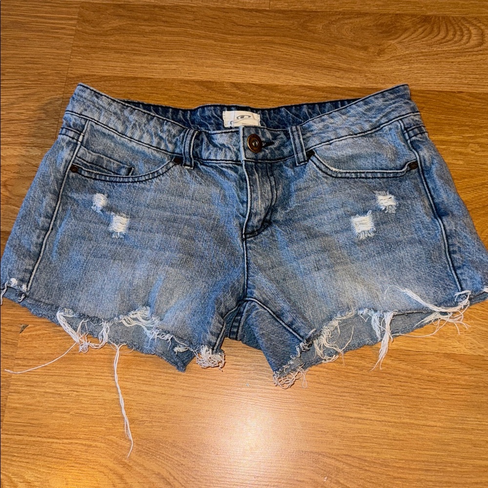 O'Neill Blue Distressed Jean Shorts size 7 29 inch hip 100% cotton